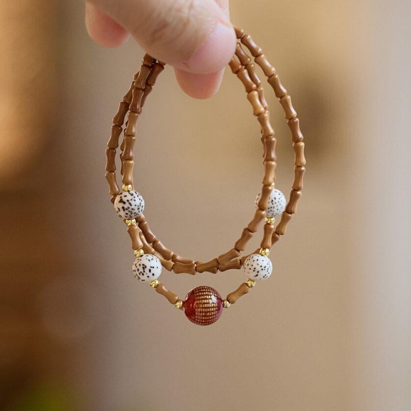 A bamboo knuckle-style Bodhi and agate bracelet - Image 5