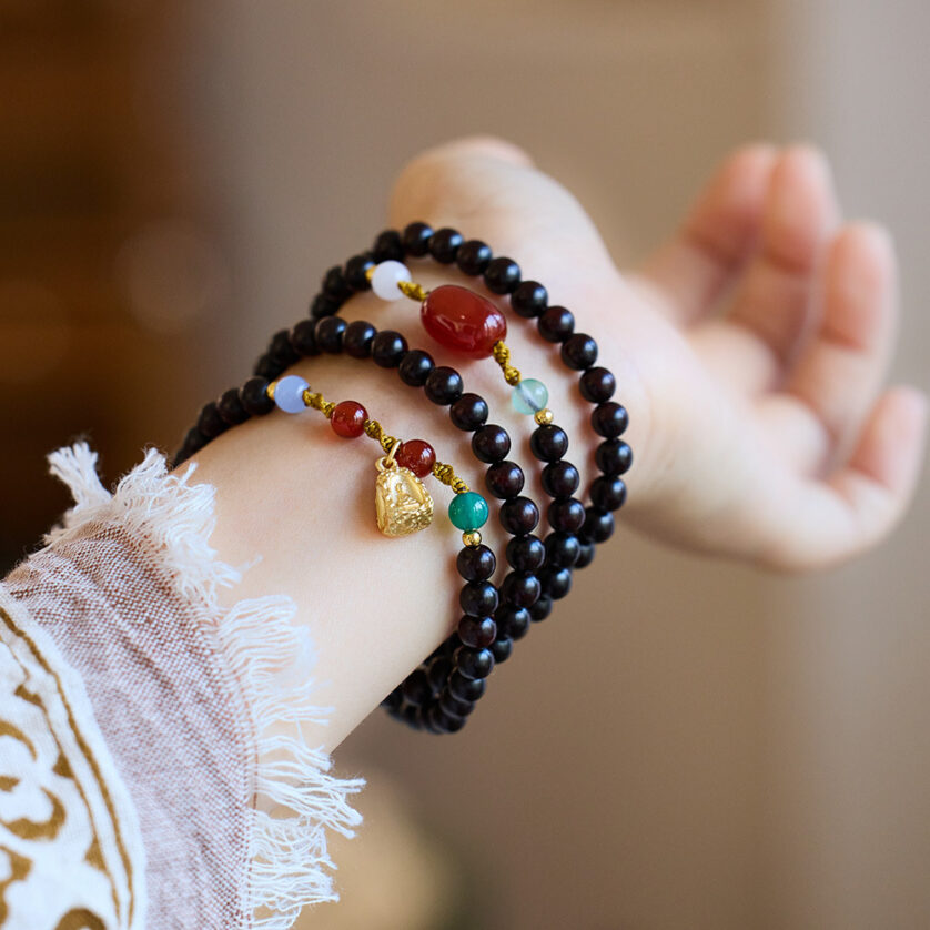 Natural Indian authentic small leaf rosewood bracelets with 108 old lacquer beads, Buddha beads, bracelets as a gift for girlfriends - Image 5